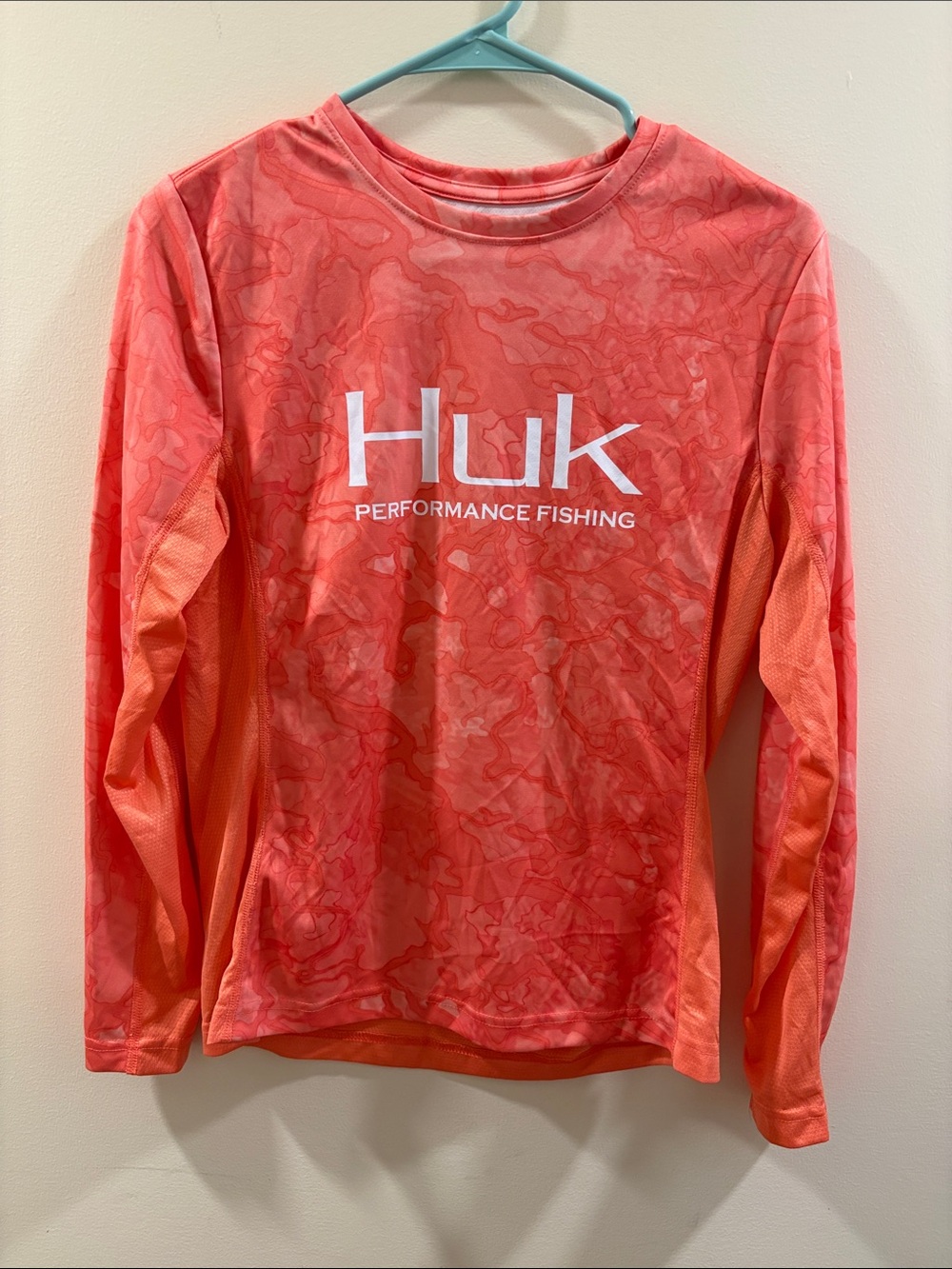 Huk Women’s Coral/Orange Long Sleeve Performance Tee